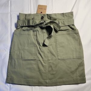 Blu Pepper Olive Green Paperbag Utility Skirt Size Small NWT Tie Belt Cotton